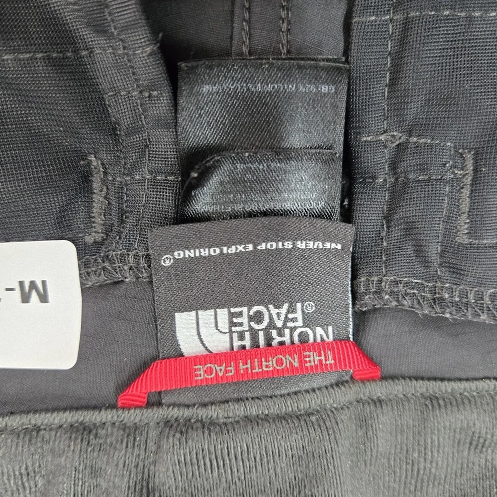 The North Face Men Pants 38 SHORT Gray Nylon Cargo Convertible Outdoors